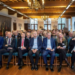 L-R: Councilor Mark Marshall, Mayor Han ter Heegde, His Excellency the Czech Ambassador René Miko, Councilor Hugo Bellaert, Councilor Nico Schimmel, Eva Moraal, Ann-Sophie Lehmann