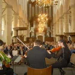 Damsco Quartet met de toehoorders in de kerk Damsco Quartet met de toehoorders in de kerk