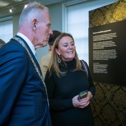 Burgemeester Han ter Heegde en Saskia Simons_Liek Bouma