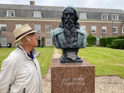 Hazeu ontmoet Comenius Hazeu ontmoet Comenius